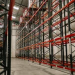 Gudang industri dengan rak penyimpanan untuk perencanaan cold storage Cikarang